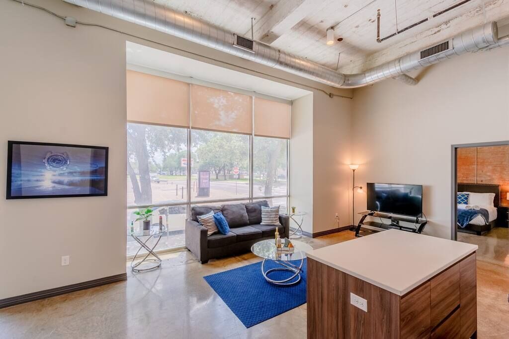 Lovely 1 bedroom 2 beds Service apartment Dallas