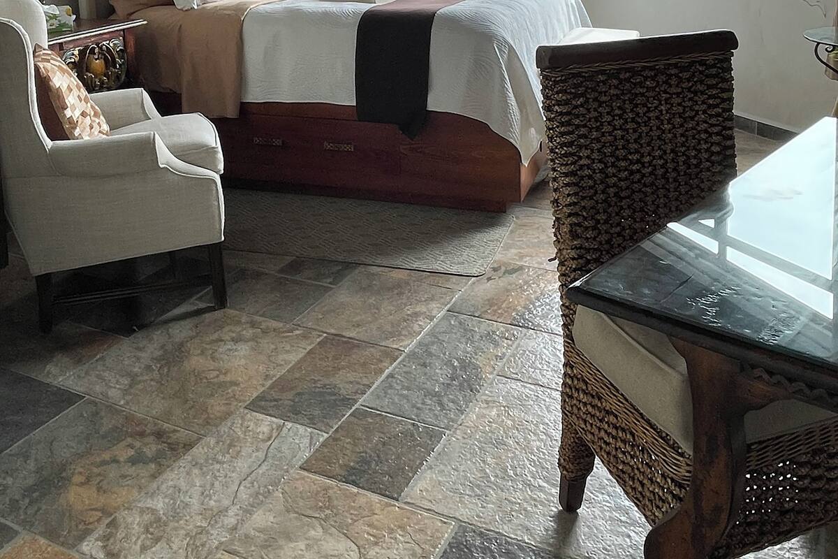 Panoramic Single Room