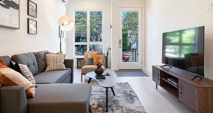 Perch - Urban Reflections 13: WS 97! Spacious 3BR/2BA w Space Needle view