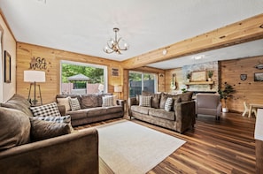 Smart TV, fireplace, video-game console, DVD player - Firefly Lagoon | Outdoor Pool, Hot Tub, Ultimate Game Room, Fire Pit Area! Family-Friendly! (Sevierville)