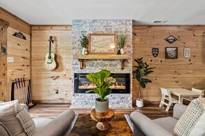 Smart TV, fireplace, video-game console, DVD player