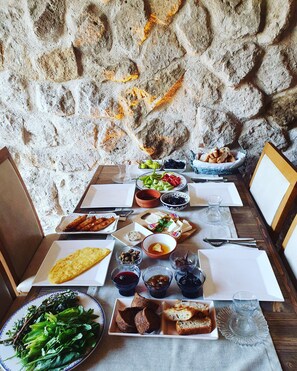 Desayuno continental incluido todos los días 
