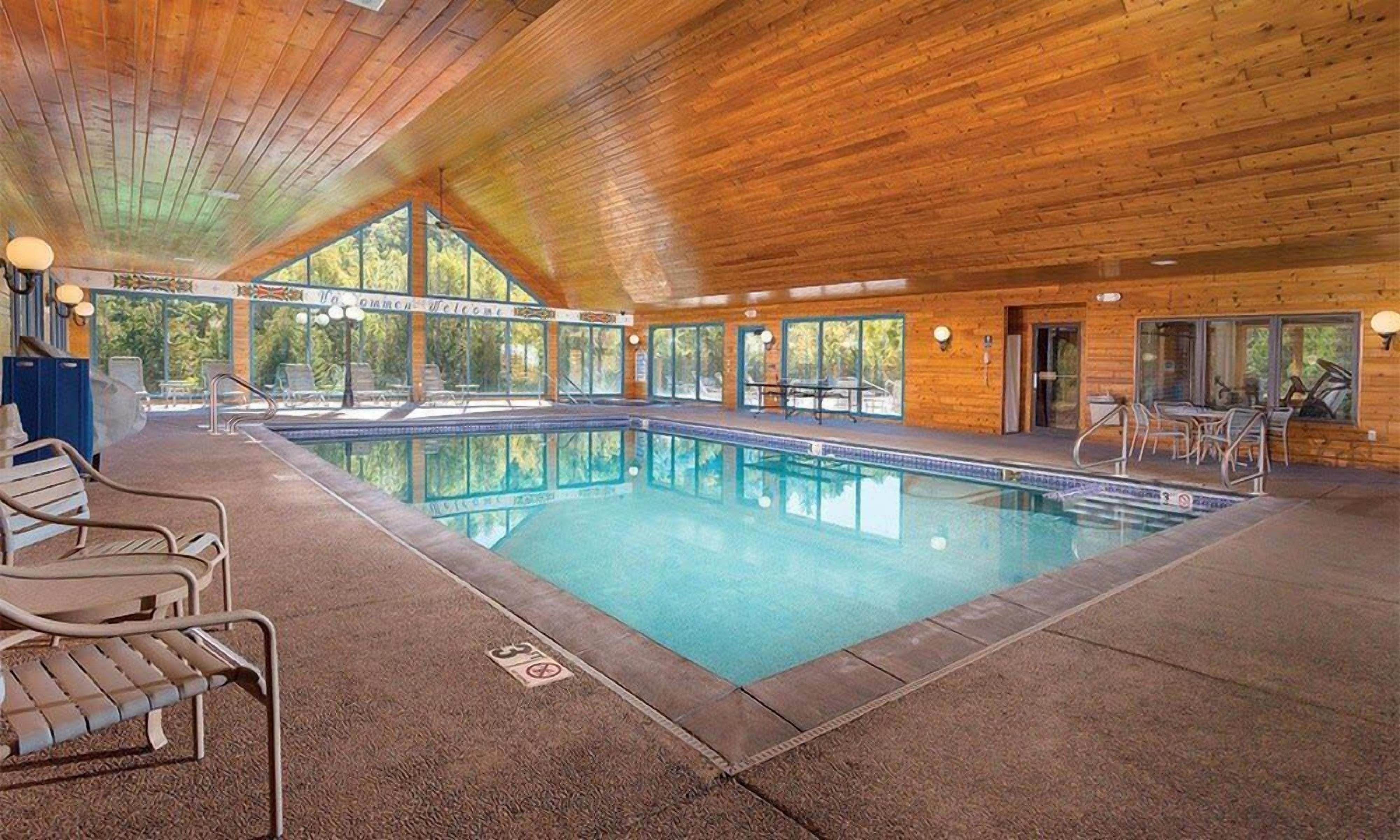 Wyndham Little Sweden | 1BR/1BA King Balcony Suite