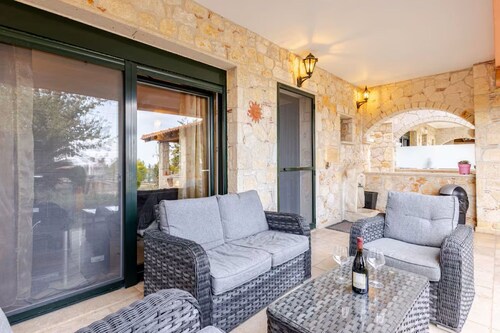 STONE MAISONETTE PALIOURI