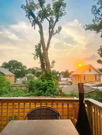 Masterroom Deck