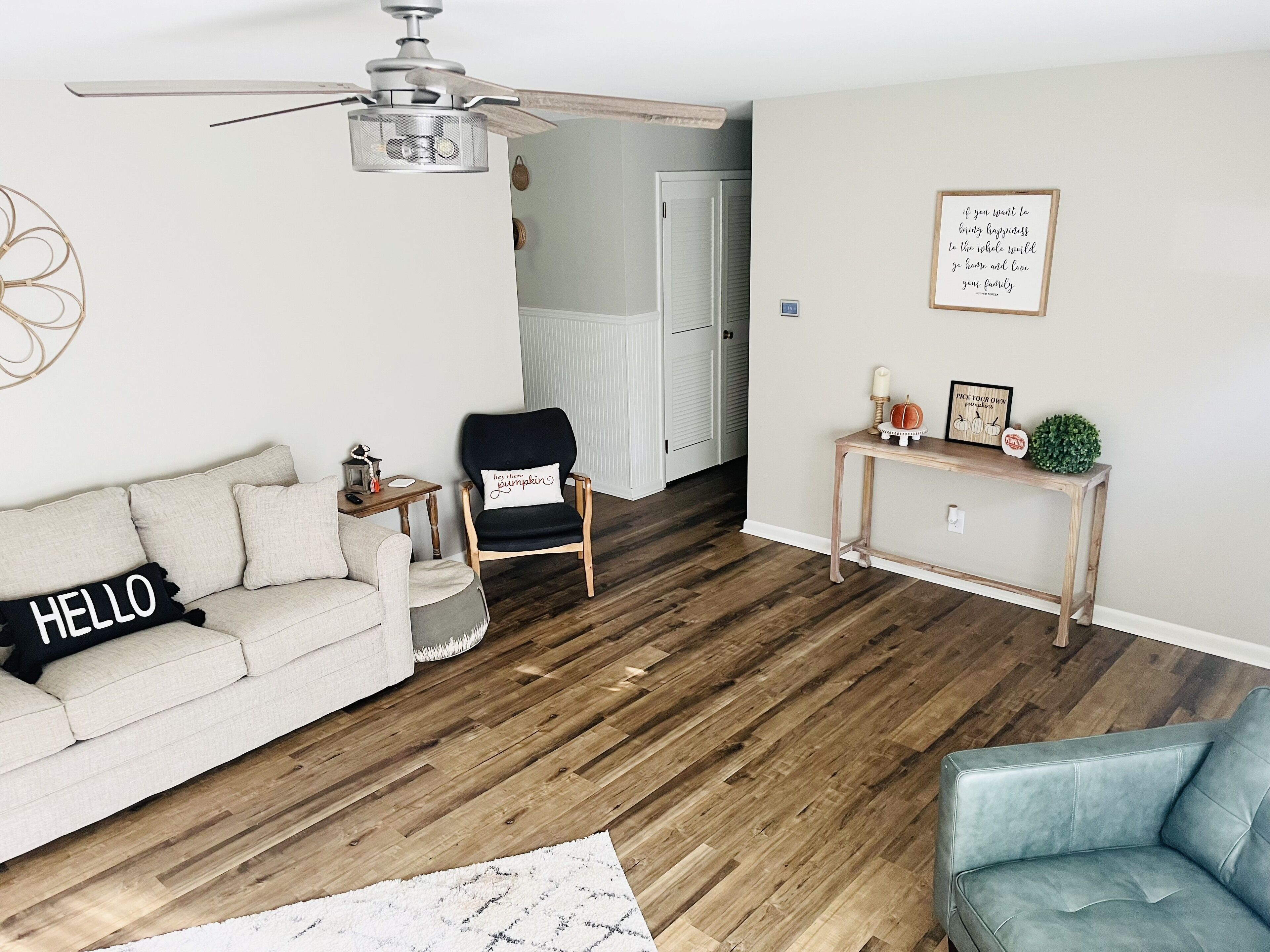 Carmi’s Casa - 3 Bedroom / 2 Bathroom Ranch