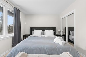 3 bedrooms, iron/ironing board, travel crib, free WiFi