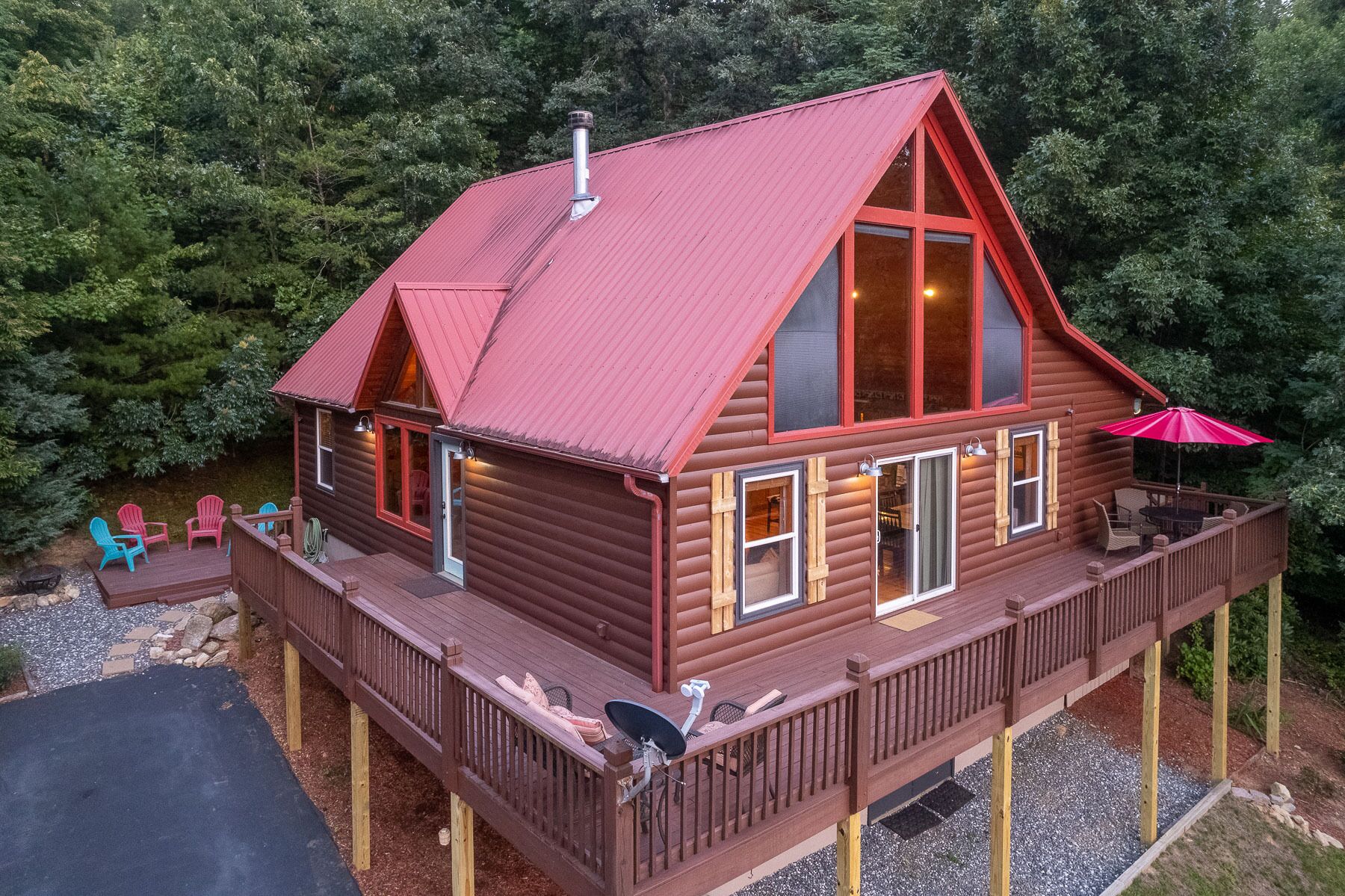 Southwind - Stunning Mountain Cabin Located Between Bryson City and Sylva!