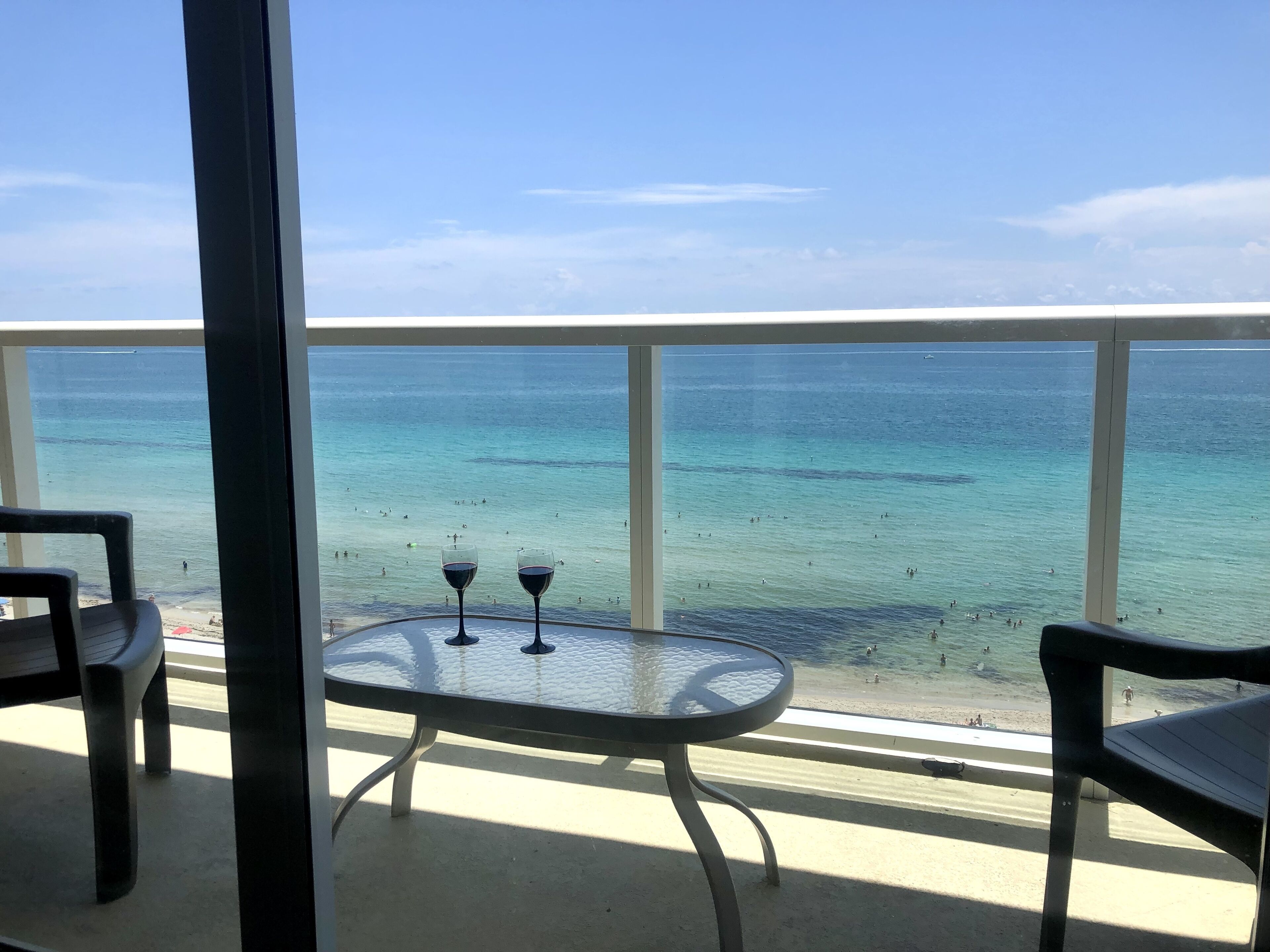 Fantastic Miami directly on the Beach 🏖Ocean Front and city view 🌃 private blcy