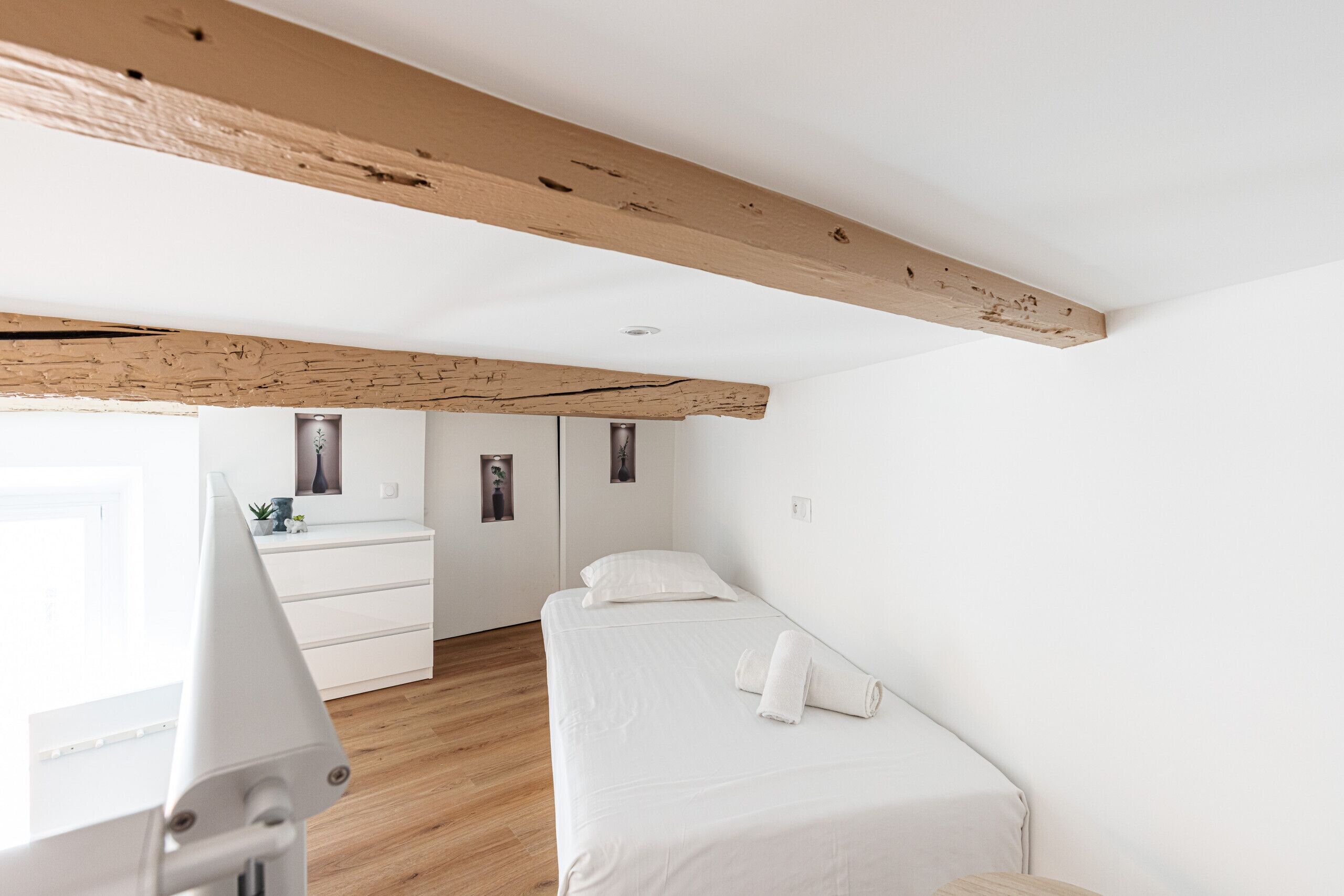 Top location - 100m Sea - A/C