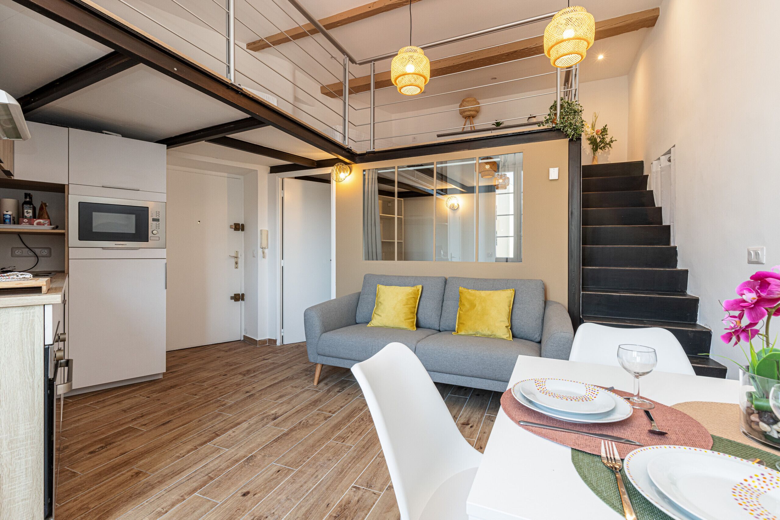 Top location - 100m Sea - A/C