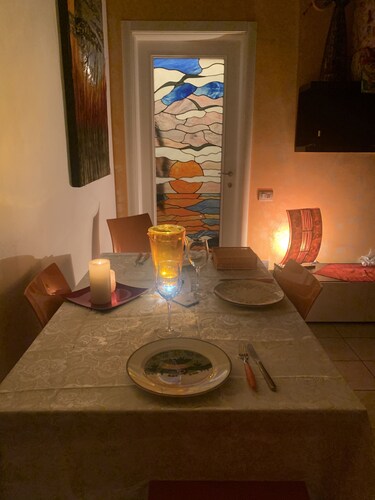 Convenient, close to the sea and a hundred cities 