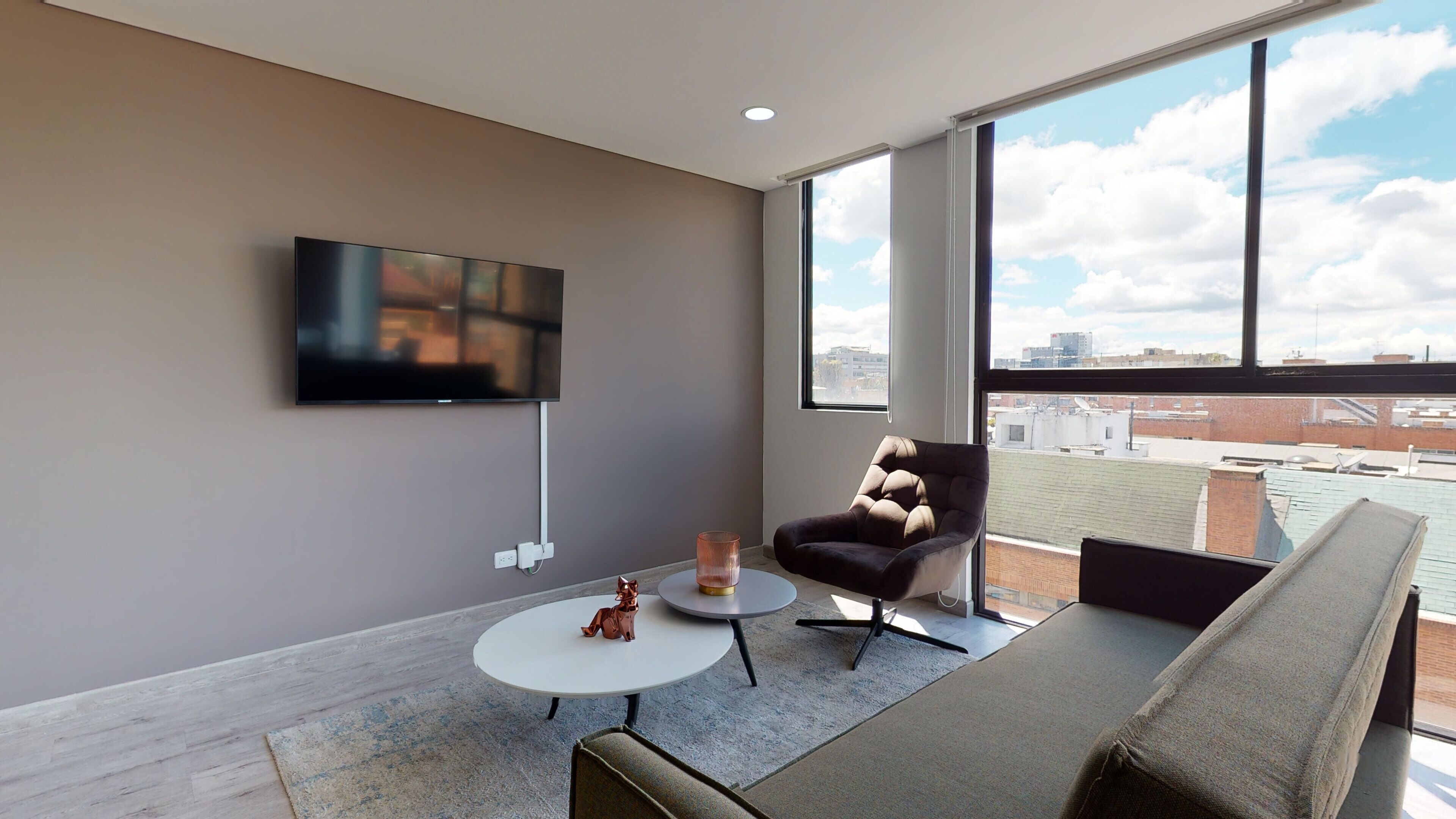 LUJOSO APTO DE 2 HAB EN UNICENTRO