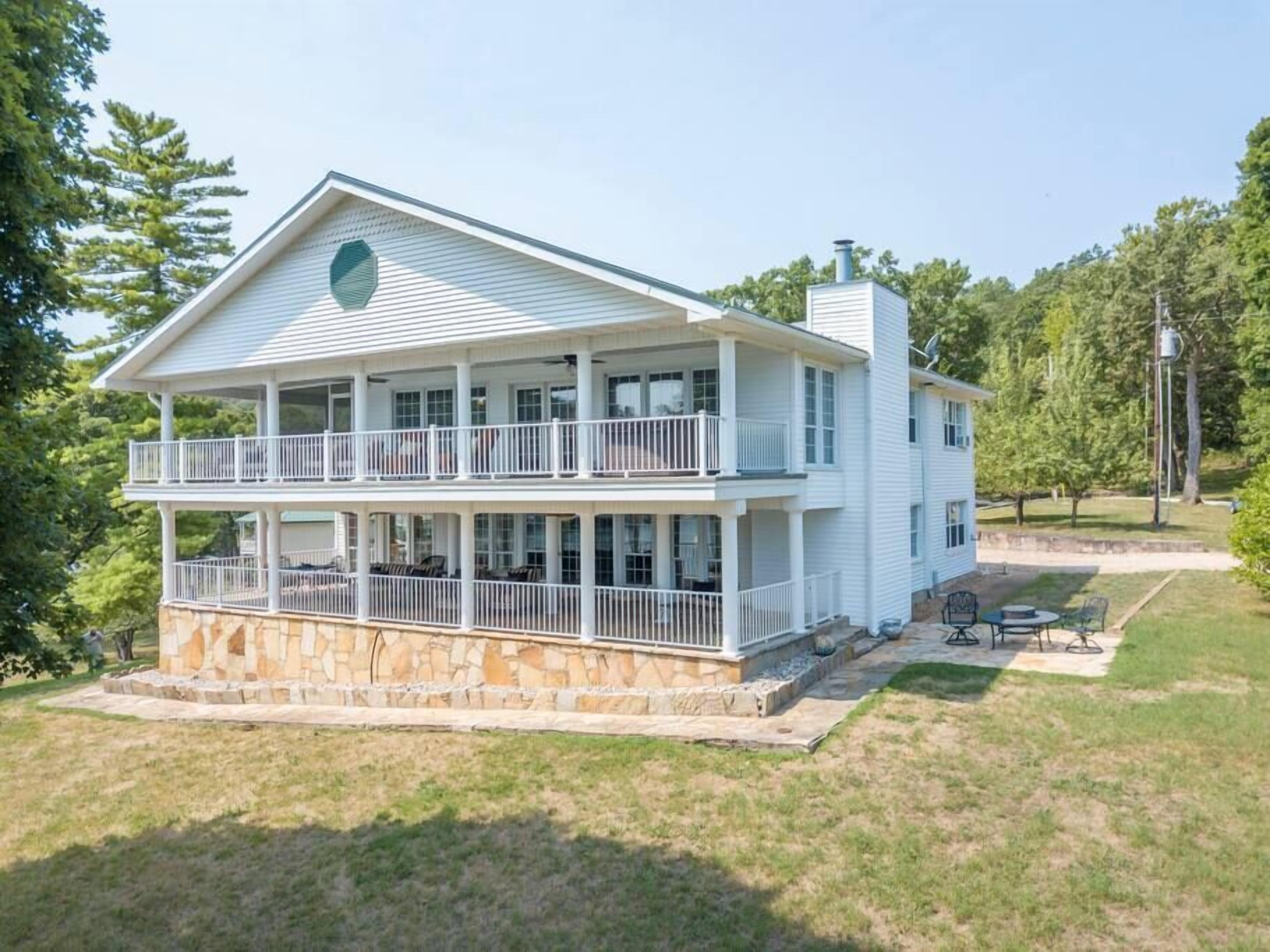 Escape to Tall Timbers Luxury Getaway