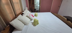 3 slaapkamers, een kluis op de kamer, een strijkplank/strijkijzer