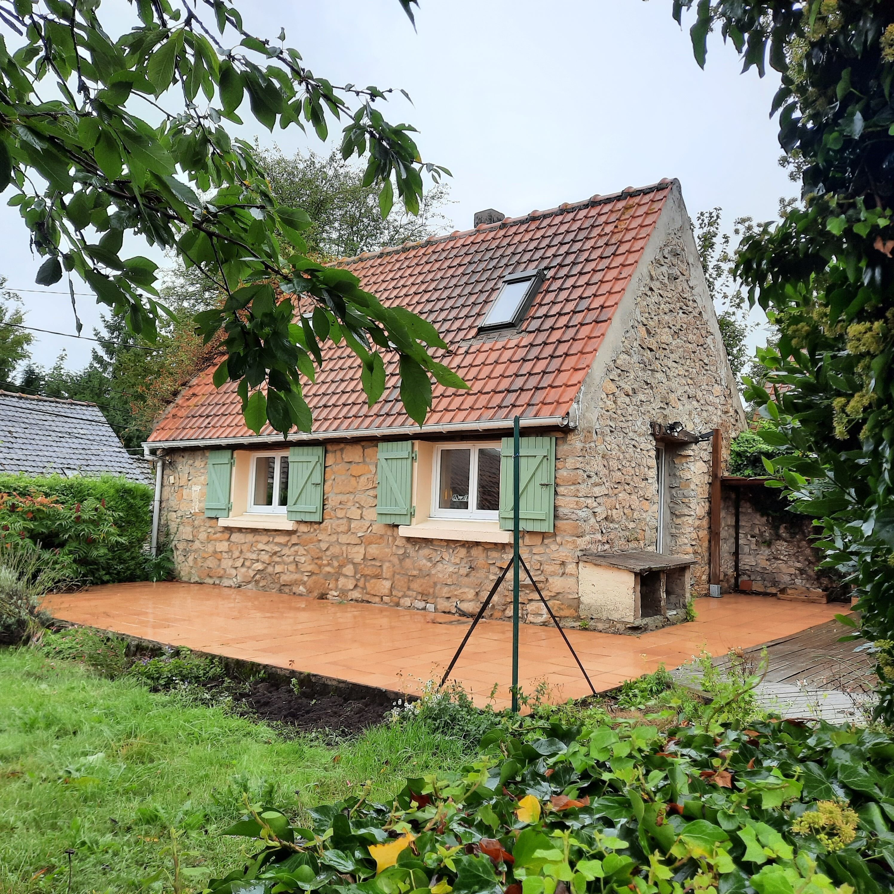 At the gates of the Chateau - intimate cottage out of sight