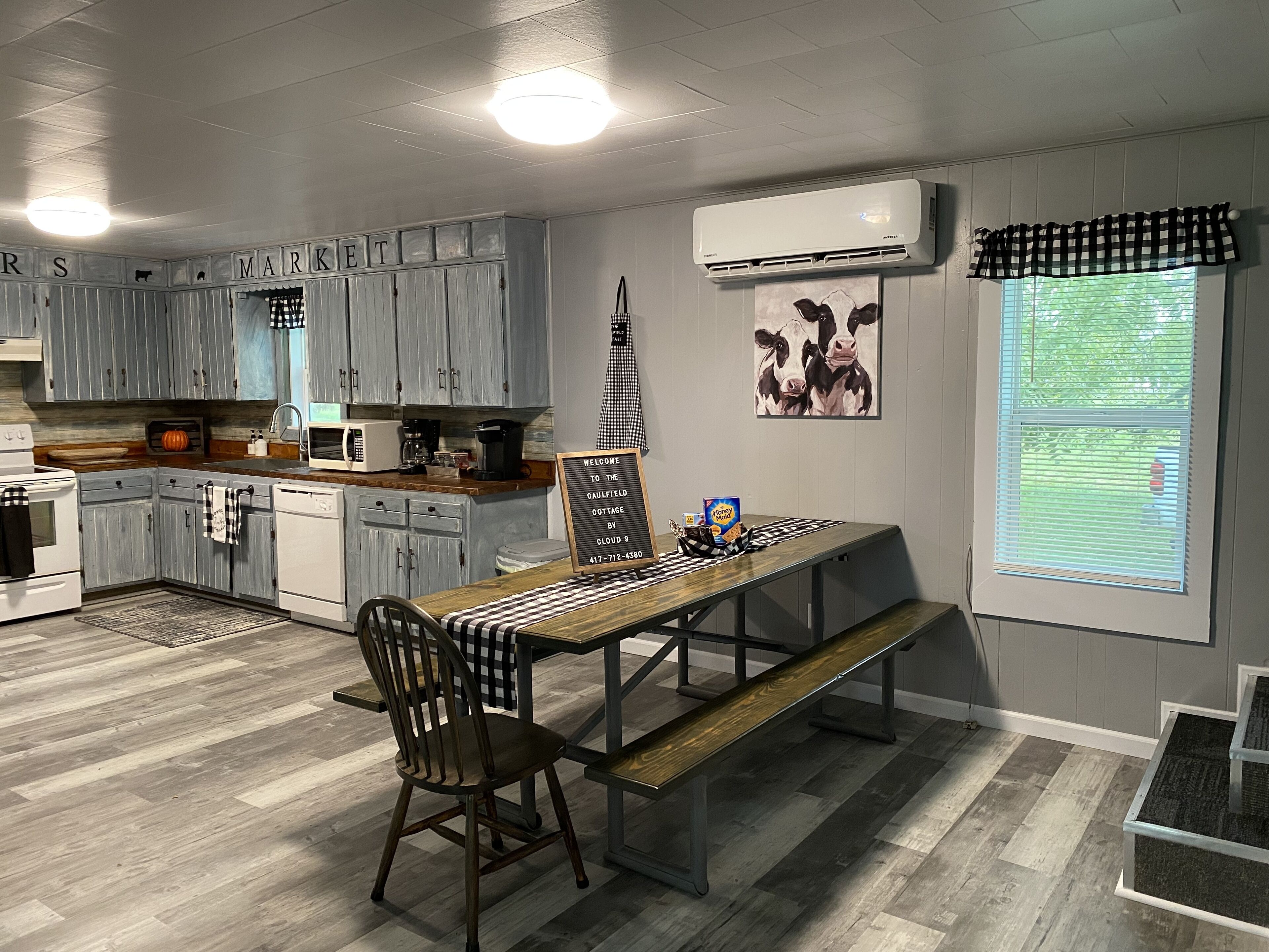 Caulfield Cottage next to Cloud9 Ranch!