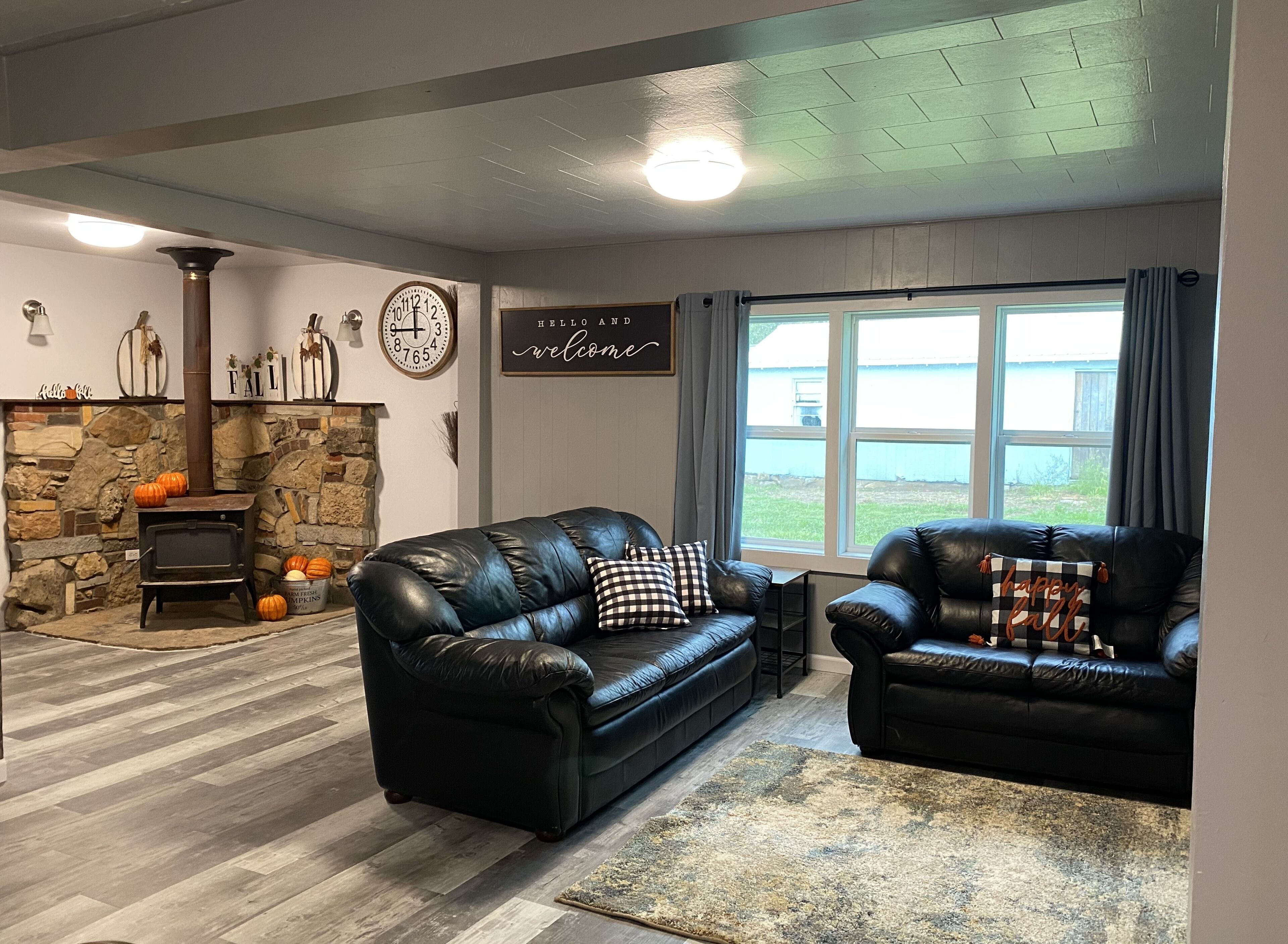 Caulfield Cottage next to Cloud9 Ranch!