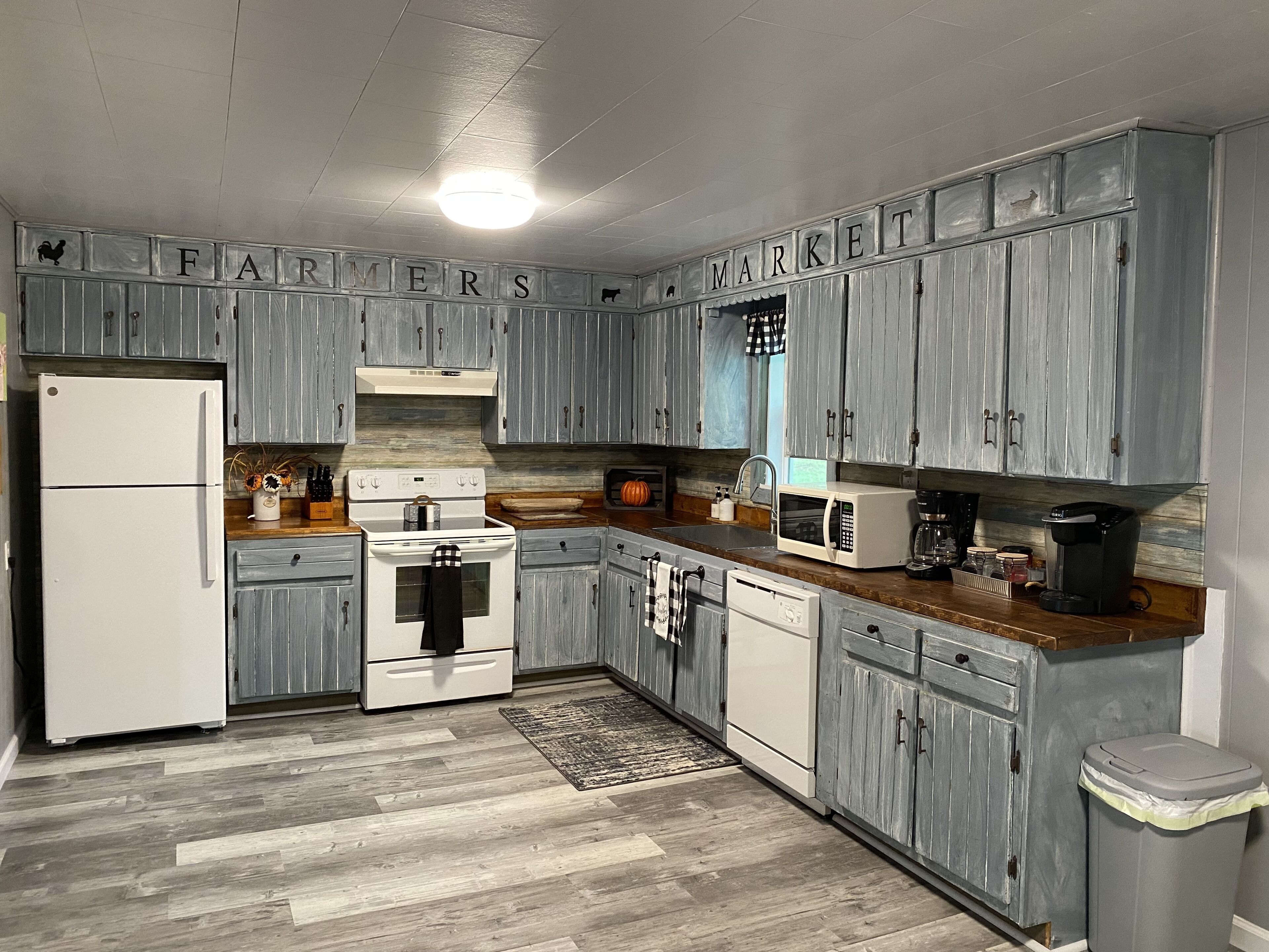 Caulfield Cottage next to Cloud9 Ranch!