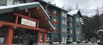 Ski In/Out | Cozy 1 Bedroom right at the Resort