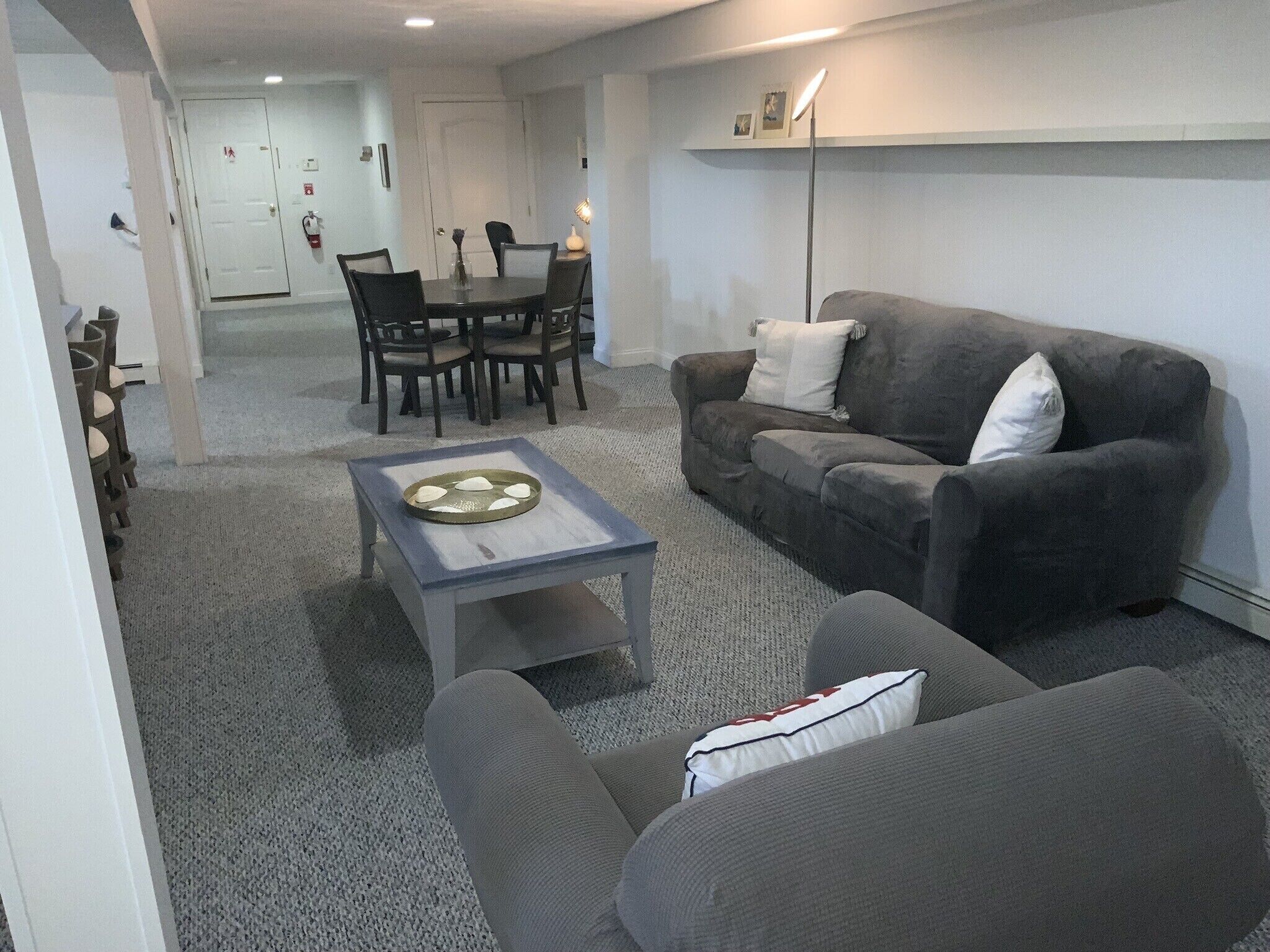 Cozy Apartment by the Canal