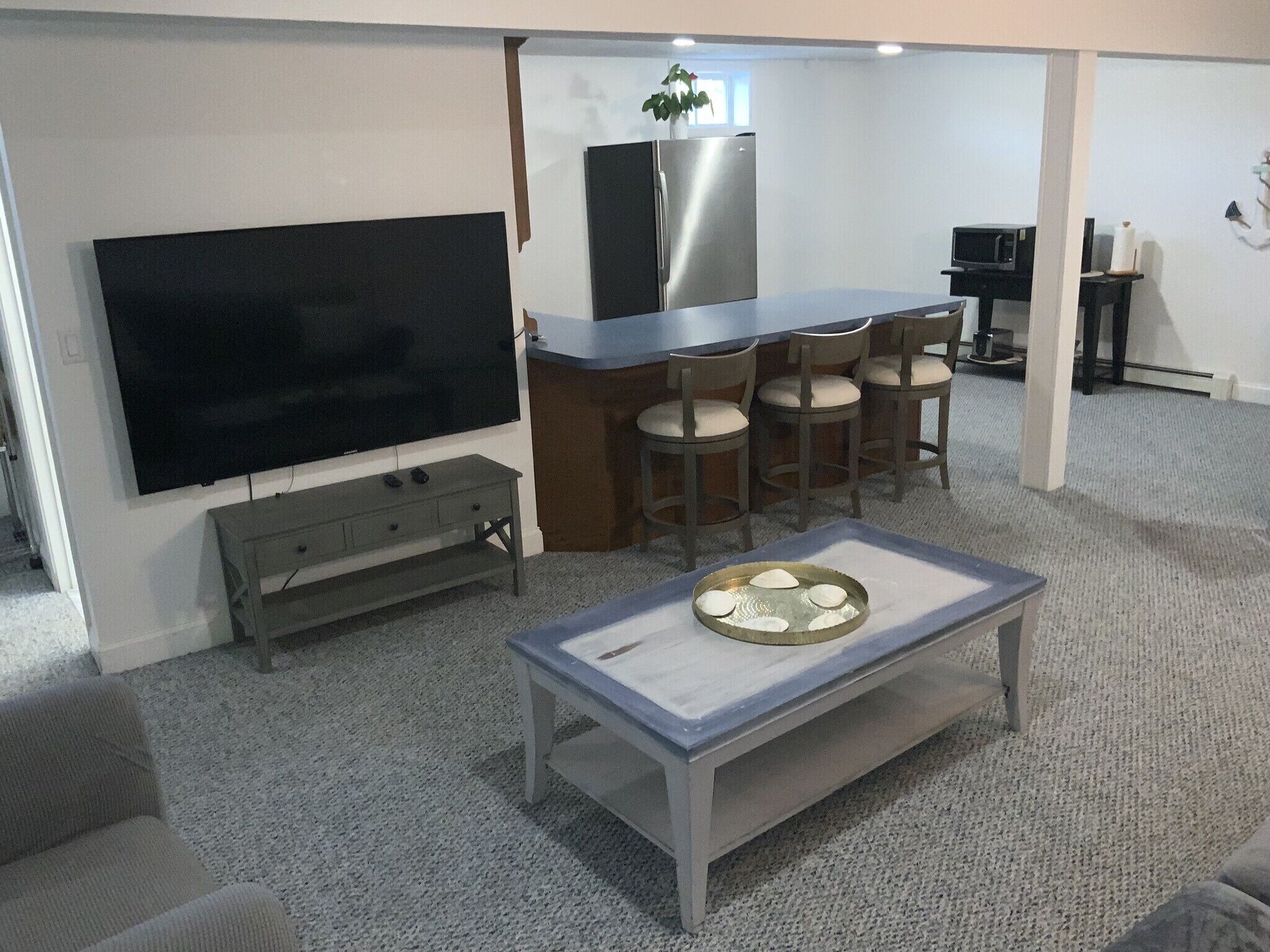 Cozy Apartment by the Canal