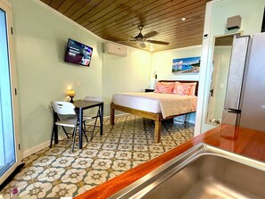 1 soverom, wi-fi (inkludert) og sengetøy