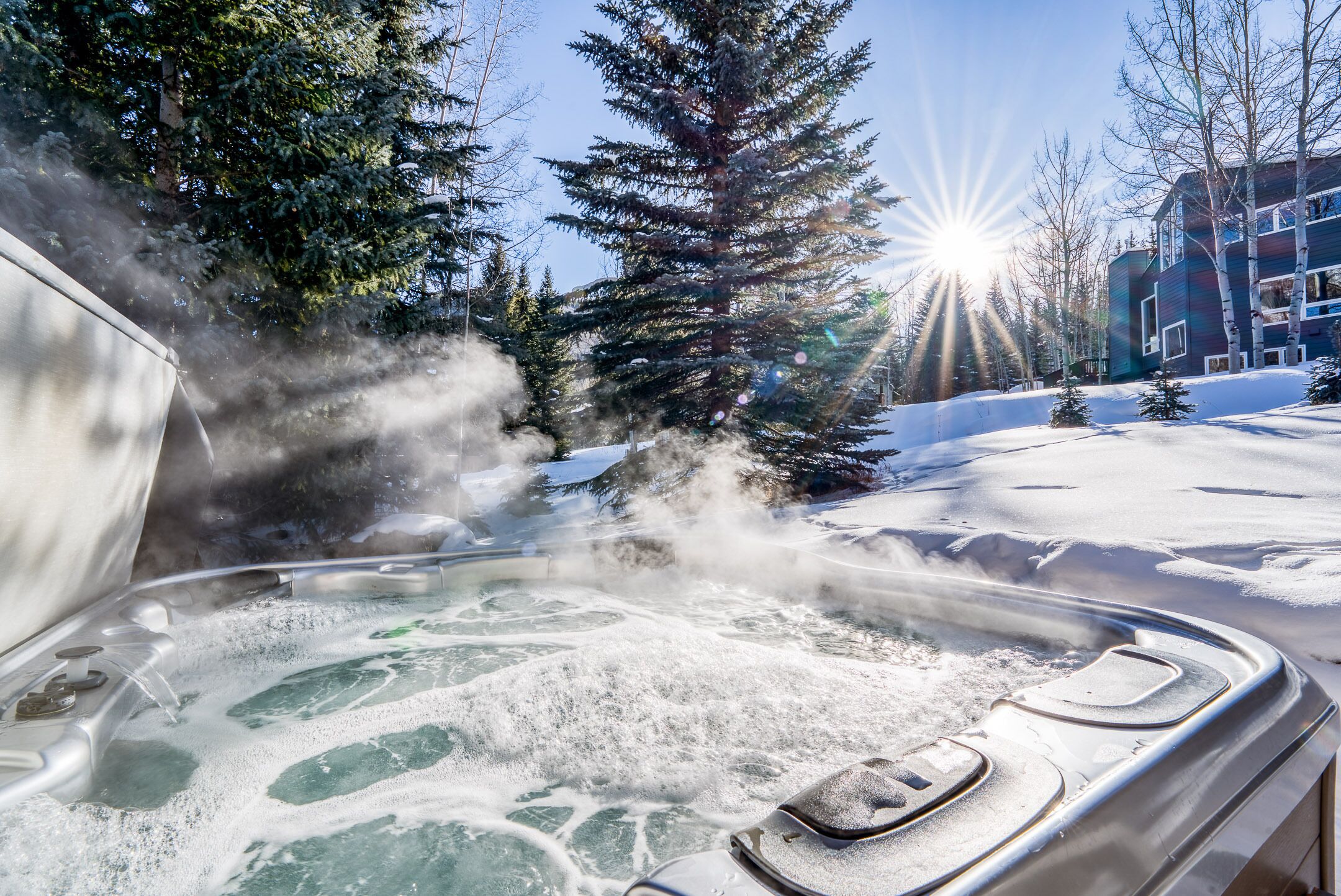 مغطس سبا خارجي