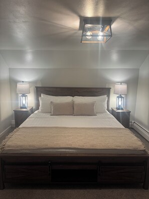 3 chambres, fer et planche à repasser, Wi-Fi gratuit, draps fournis