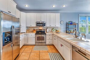 Private kitchen - Top' Sea Turvy - Private Pool, 5 Minutes To Beach, Tennis & Pickleball Court! (St. George Island)