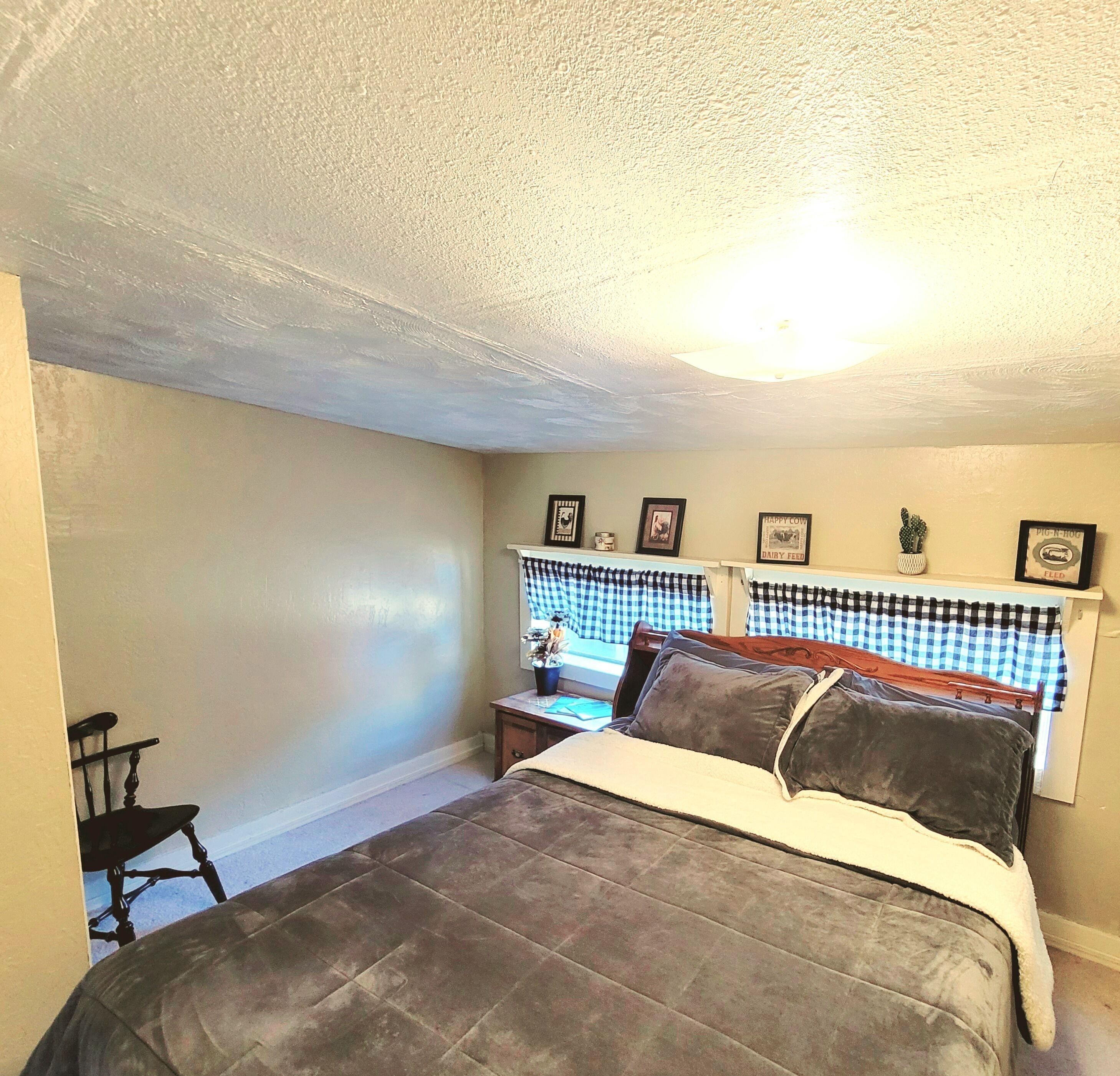 Rustic Farm-Style Cabin in Cascade Idaho mountains