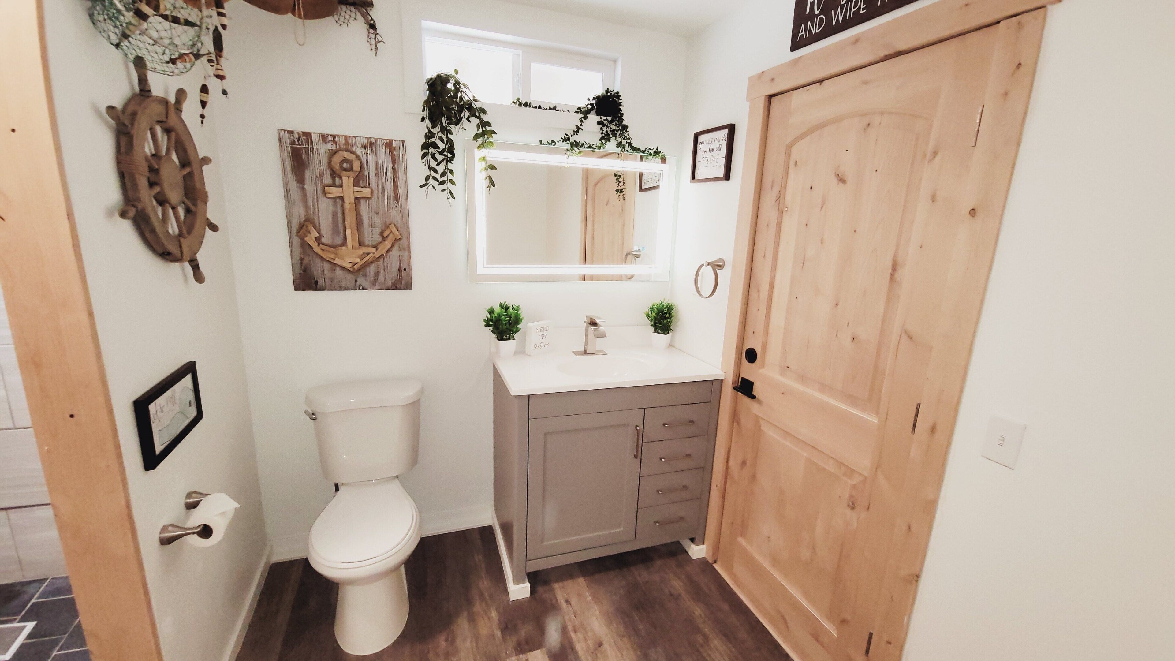 Charming 2-bedroom hotel with indoor fireplace