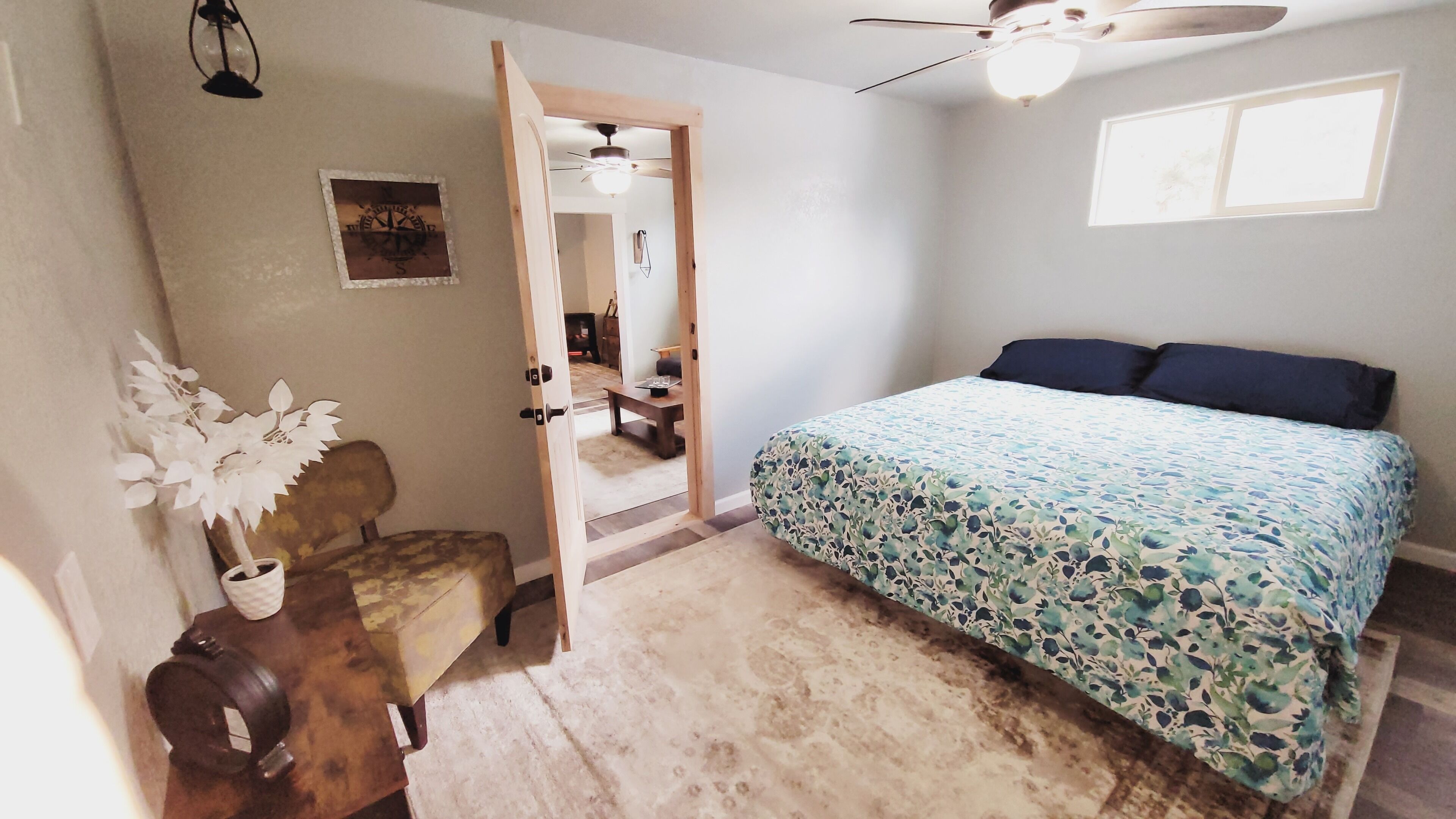 Charming 2-bedroom hotel with indoor fireplace