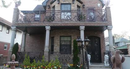 Two Bedroom, walking distance to transportation, shopping and dining.