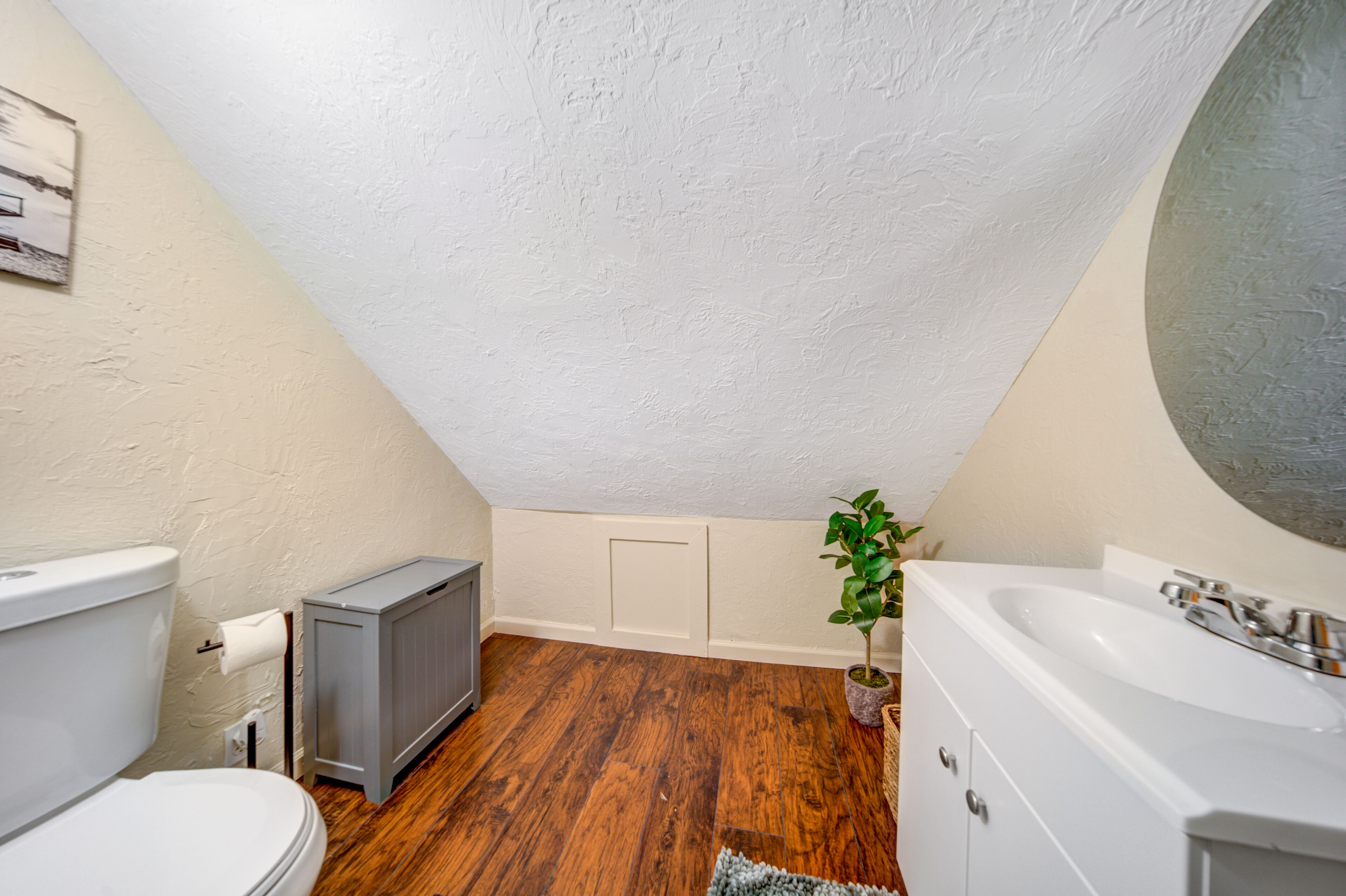 Cozy Chalet Bungalow in West Park - Cleveland