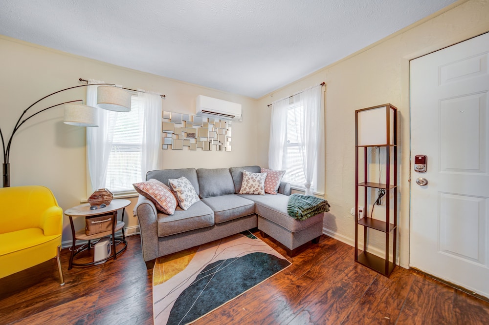 Cozy Chalet Bungalow in West Park - Cleveland