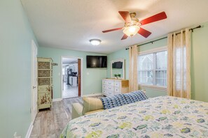 3 chambres, bureau, Wi-Fi, draps fournis