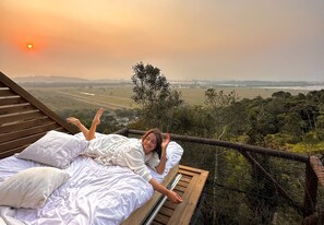 Individually decorated, individually furnished, free WiFi, bed sheets - Vale dos Saltos Chalés (Tijucas)