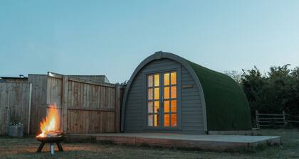 Glamping in Wiltshire the Green Knoll is a charm