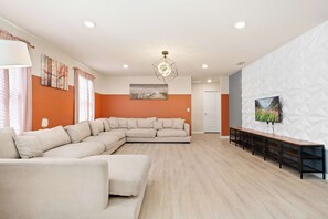 Flat-screen TV, stereo, offices