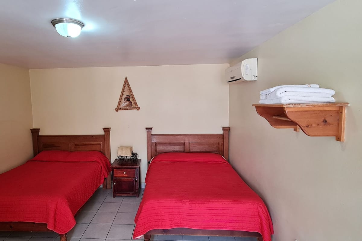 Habitación básica doble | Wifi gratis
