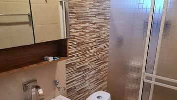 Superior Room | Bathroom