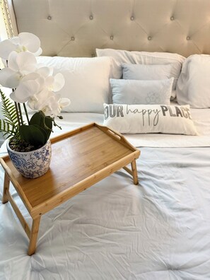 3 bedrooms, memory-foam beds, desk, iron/ironing board