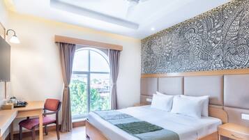 Premium bedding, desk, free WiFi, bed sheets