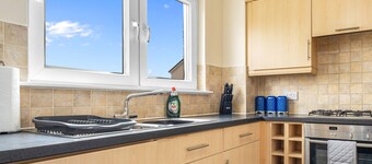 TownHouse - 4 Rooms, 4 Double Beds