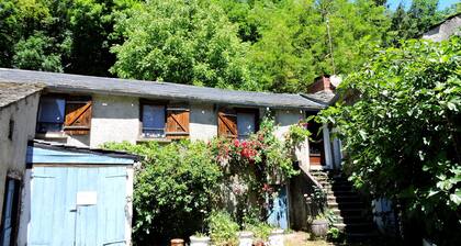 A miller's house in the quiet countryside for 2 people, pets welcome