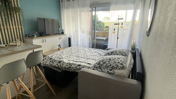 1 chambre, fer et planche Ă repasser, lit parapluie, Wi-Fi gratuit