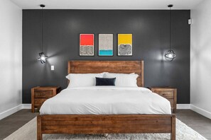 3 bedrooms, desk, iron/ironing board, travel crib - Sunset Escape | Resort Pool + Spa (Indio)