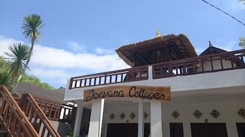 高級雙人房 | 書桌、免費 Wi-Fi