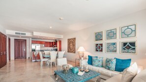 TV - Apartment few steps to the beach at Punta Palmera (Punta Cana)